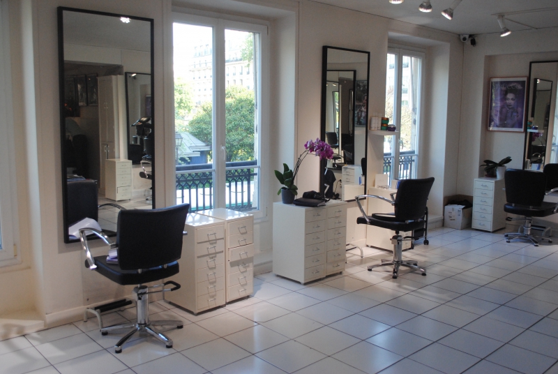 salon-coiffure-DRAGUIGNAN-min_floor-home-office-property-living-room-room-781228-pxhere.com